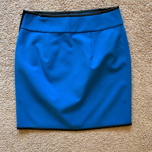Vegan Leather-trim Ann Taylor skirt - Picture 2 of 5